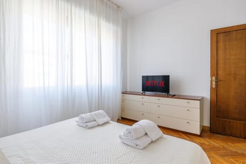 Bed, Photo of the whole room, Bedroom, towels, wardrobe