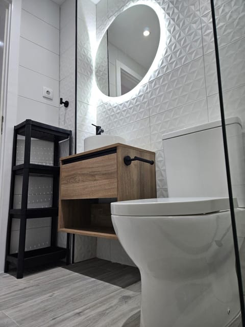 Toilet, Bathroom