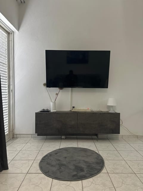 TV and multimedia, Evening entertainment