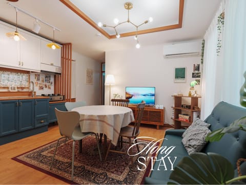 TV and multimedia, Kitchen or kitchenette, Dining area