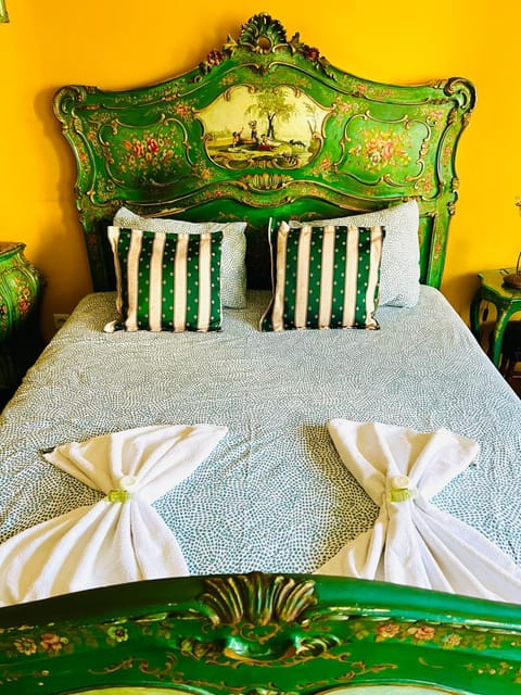 Central with Parking 3 Bedroom Apartment Apartment in Novi Sad