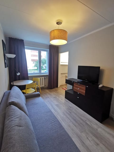 Communal lounge/ TV room, TV and multimedia, Living room, Seating area, Evening entertainment