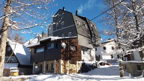 Property building, Street view