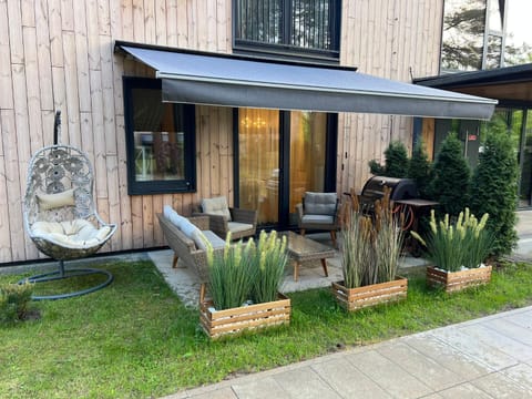 Property building, Garden view