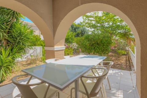 Les villas Maristella, résidence haut de gamme à deux pas de la mer House in Corsica