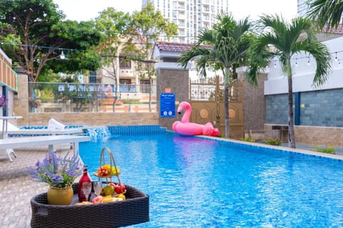 Karaoke, Pool view, Swimming pool