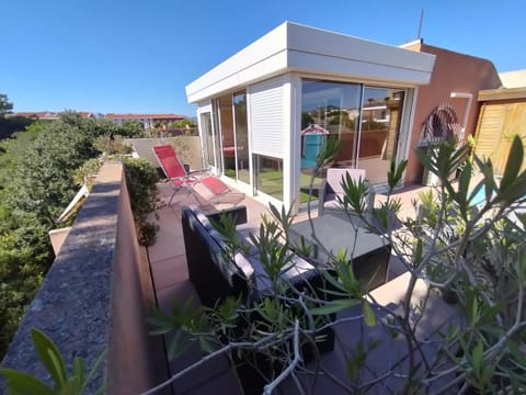 Patio, Garden view