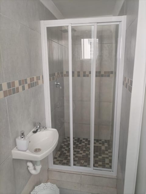 Cethone Luxury Guest House Bed and Breakfast in Cape Town