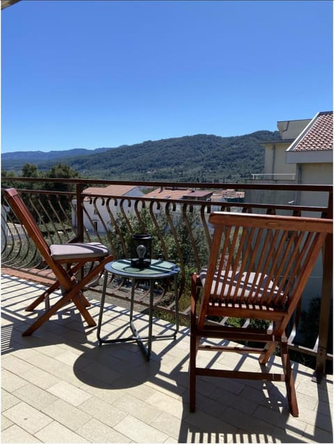 Apartments Dulcic Apartment in Stari Grad