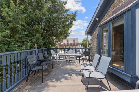Balcony/Terrace, Dining area
