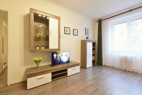 TV and multimedia, Photo of the whole room