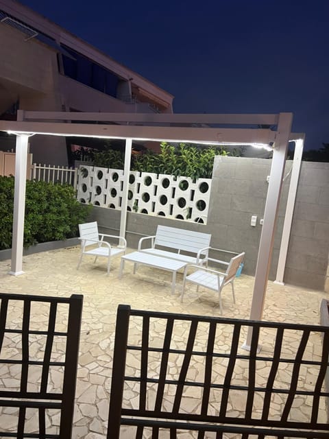 Patio, Garden, View (from property/room), Balcony/Terrace, Garden view