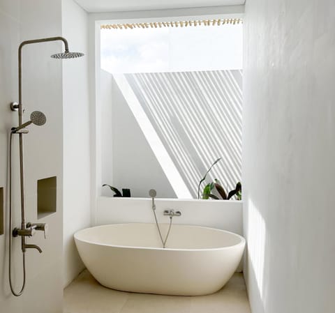 Open Air Bath, Open Air Bath