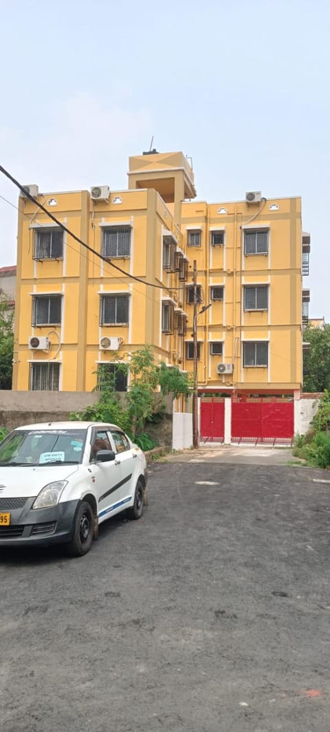 Property building, Street view