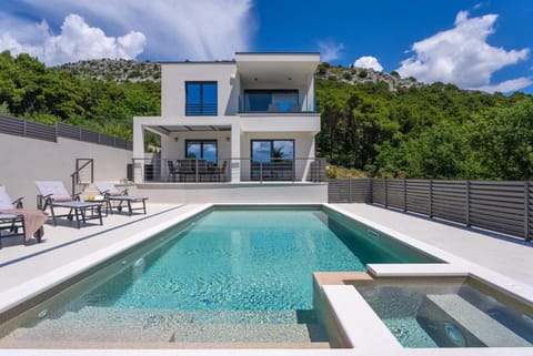 Natural landscape, Balcony/Terrace, Pool view, Swimming pool