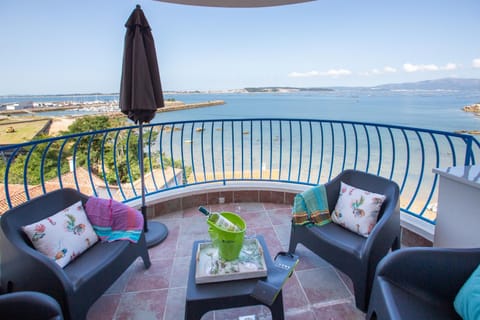 Natural landscape, View (from property/room), Balcony/Terrace, Sea view