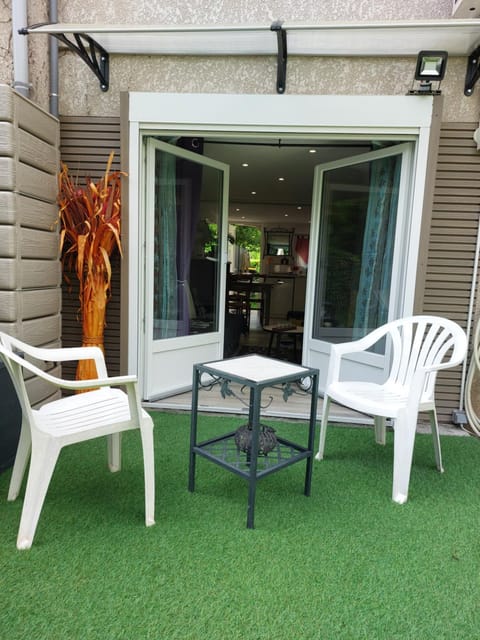 Garden, Garden view
