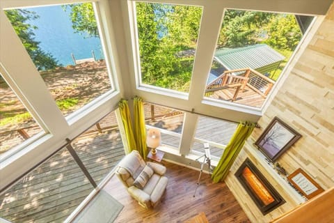 Yellow Tail Cabin Cabin in Lake Cushman