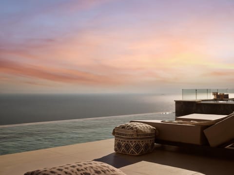 Patio, Day, Natural landscape, View (from property/room), Balcony/Terrace, Seating area, Beach, Pool view, Sea view, Swimming pool, Sunrise, Sunset, sunbed