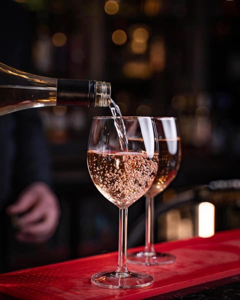 DeiRa Hotel & Apartments Hotel in England