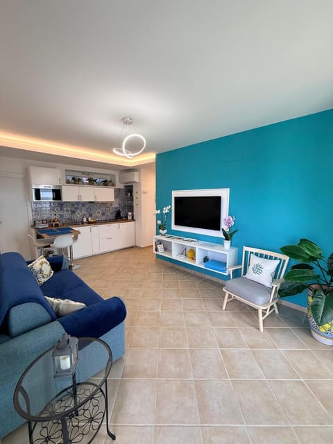 Kitchen or kitchenette, kitchen