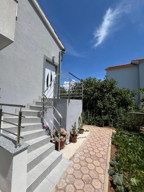 Apartman TIA Šibenik Apartment in Šibenik