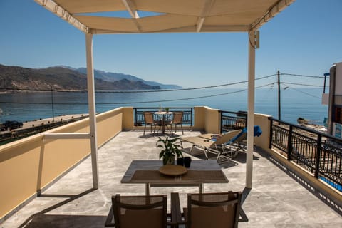 Harbour Studios And Apartments Apartment in Palaiochora