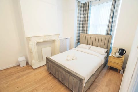 Majestic House Liverpool Inn in Liverpool