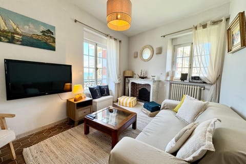 Villa authentique Vue mer 360 Les pieds dans l’eau House in Brittany