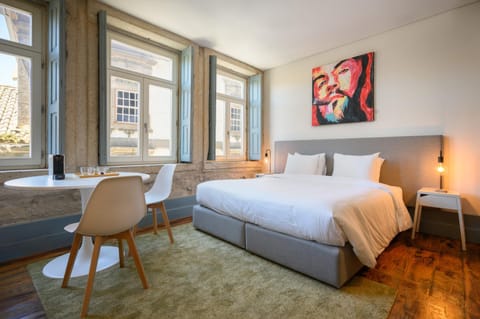 Bed, Living room, Bedroom