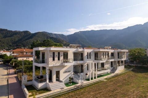 Property building, Natural landscape