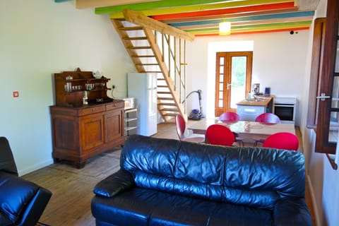 Living room, Dining area, kitchen