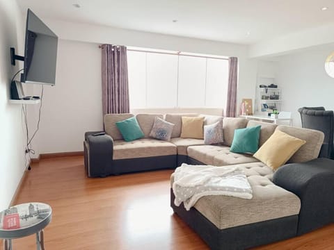 Communal lounge/ TV room, Living room