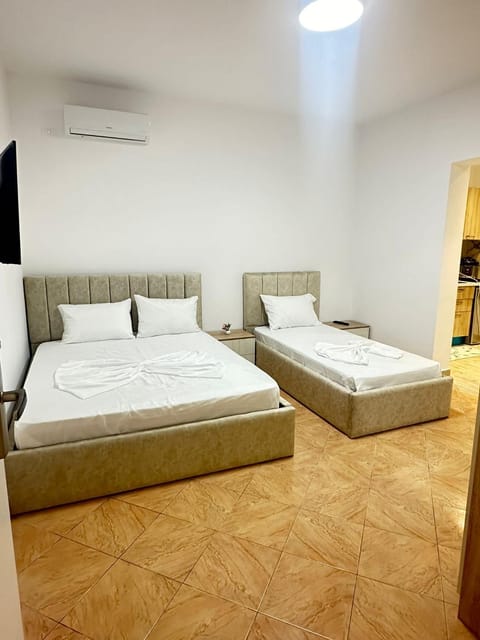 Vila Sinomati Apartment in Vlorë