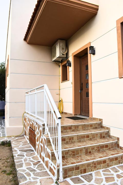 Villa Vrysaki Apartment in Limenaria