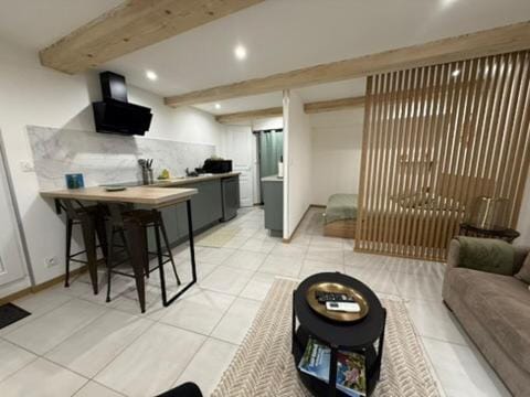 F2 Quartier des Arts St Raphaël Apartment in Saint-Raphael