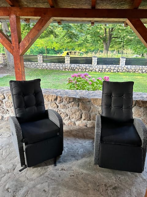 Patio, Day, Garden, Seating area, Garden view