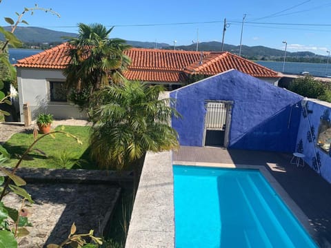 Bird's eye view, View (from property/room), River view, Swimming pool, Swimming pool, sunbed