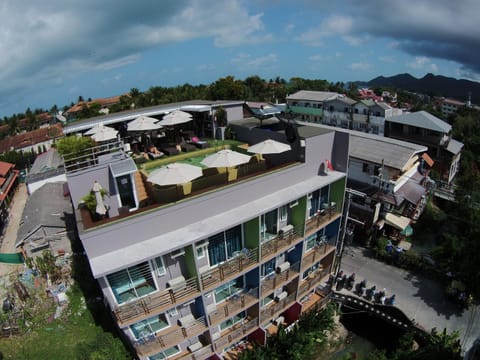 Day, Bird's eye view