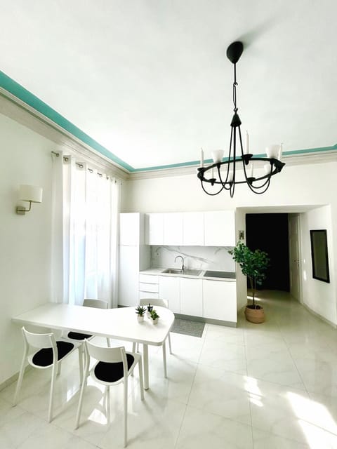 Living room, Dining area, kitchen