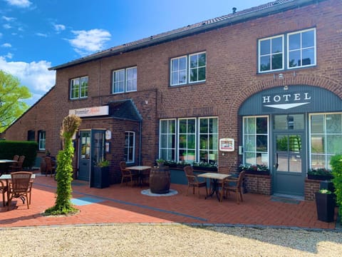 Hotel & Restaurant Brommler Mühle Hotel in Limburg (province)