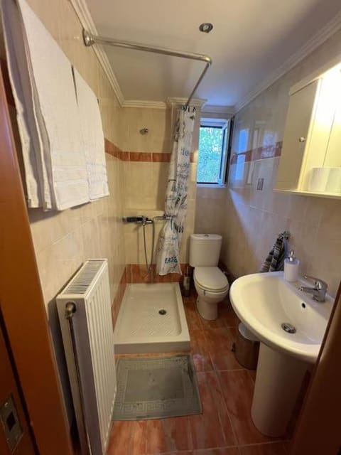 Διαμέρισμα κοντά στη θάλασσα στην πολη Κυπαρισσια Apartment in Messenia