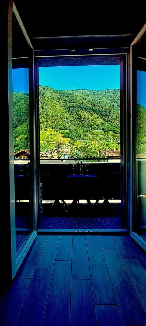 Day, Natural landscape, View (from property/room), Balcony/Terrace, Mountain view