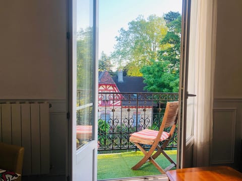 Appartement proche site JO Apartment in Torcy