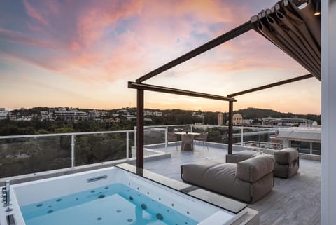 Patio, View (from property/room), Balcony/Terrace, Sunset, Bath, sunbed