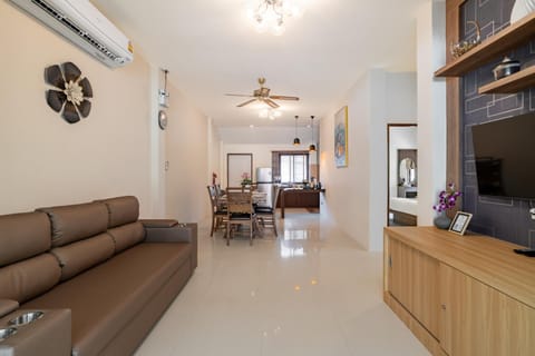 Living room, Decorative detail