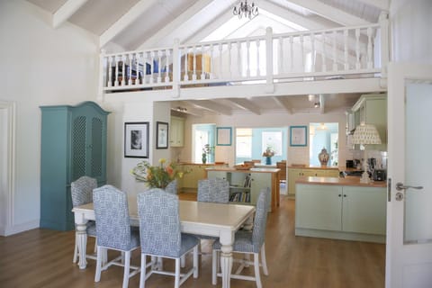 Largest one bed apartment & private pool in the Hoek Apartment in Franschhoek