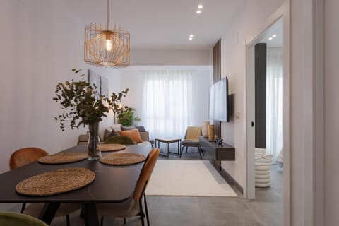 TV and multimedia, Living room, Dining area