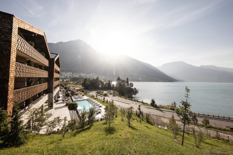 Property building, Swimming pool