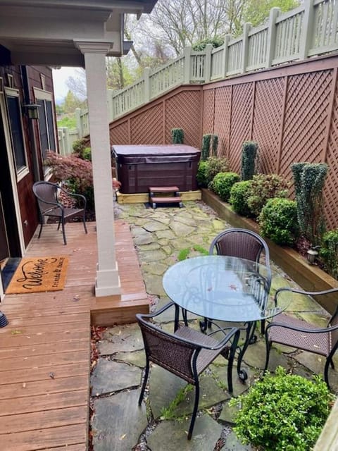 Blue Ridge Cottage House in Blue Ridge